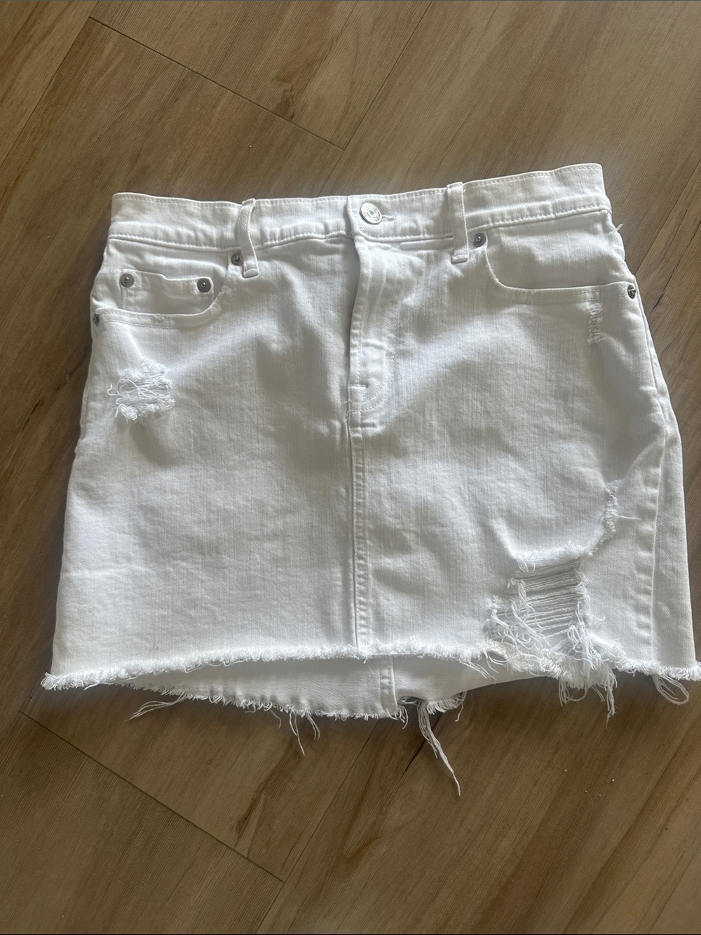 GAP White Distressed Denim Mini Skirt